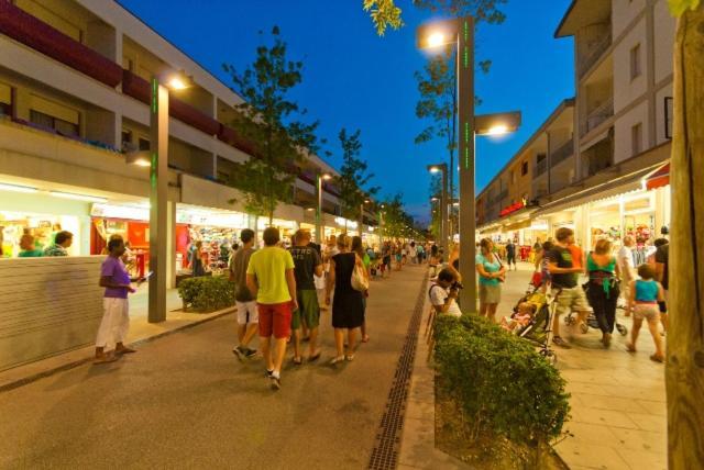 Residence Green Life Bibione Exteriör bild